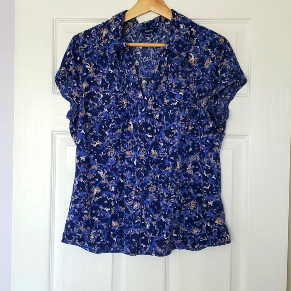 Ladies button up top